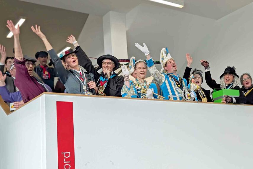 Erster Möhnensturm für Bürgermeisterin Zupancic